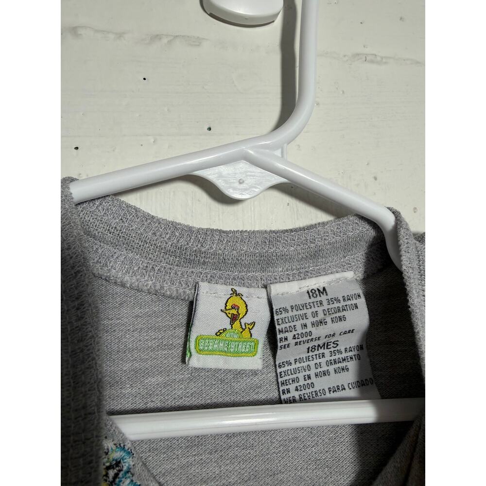 Vintage Sesame Street Boys 18 Mo Embroidered Characters Gray Long Sleeve Shirt - Picture 6 of 7